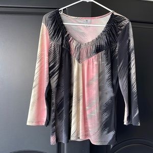 Multi colored Worthington shirt with 3/4 sleeves.